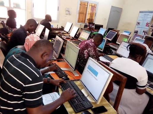 Formation informatique des jeunes